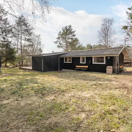 Beautiful In With Kitchen Holiday home *