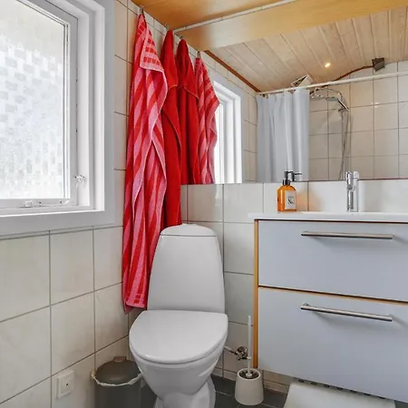 Beautiful In With Kitchen Holiday home